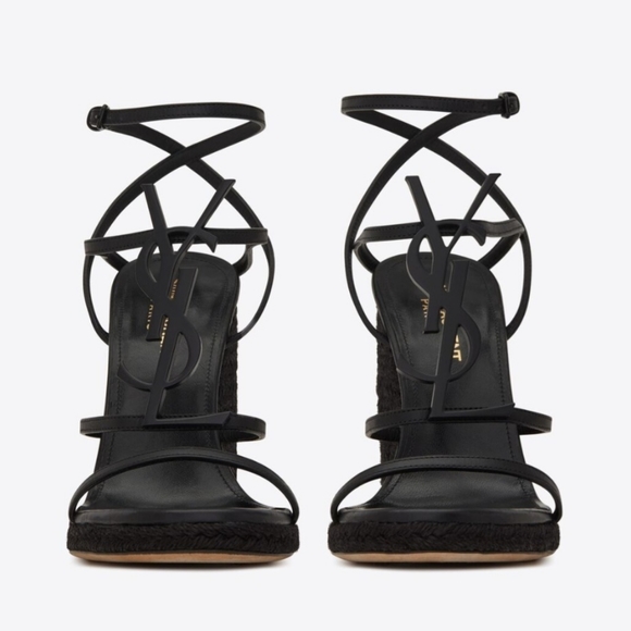 ❤️ SOLD ❤️ Authentic YSL Cassandra Wedges - Picture 2 of 10